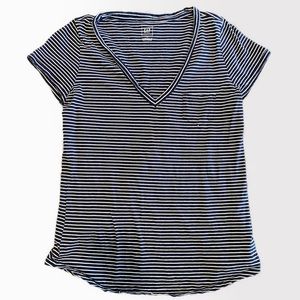 Gap tee size Xs